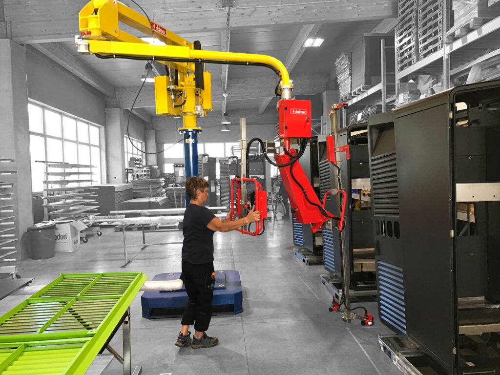 Improve Reel Handling with Industrial Manipulators