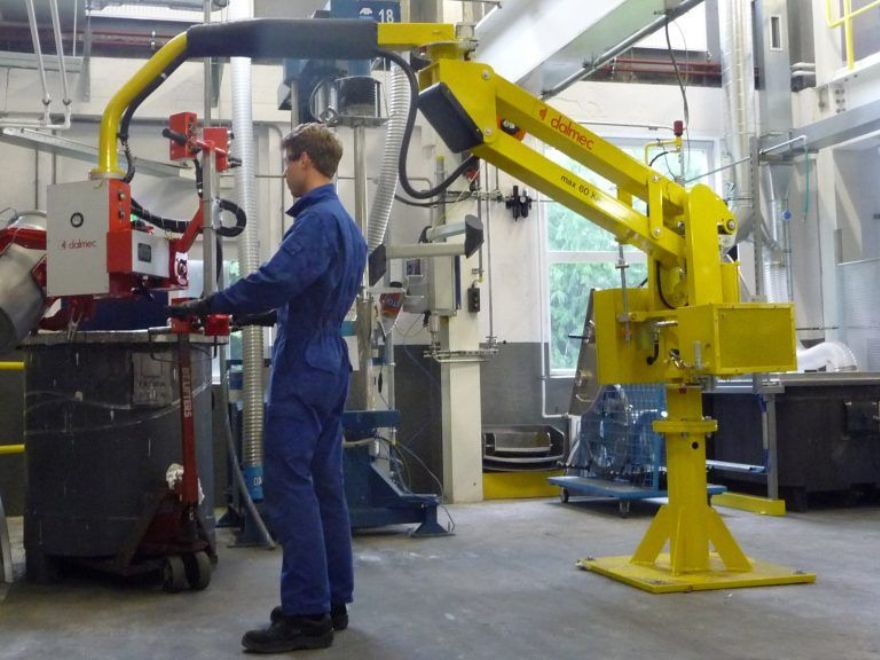 How We Customise Every Industrial Manipulator to Fit Your Needs