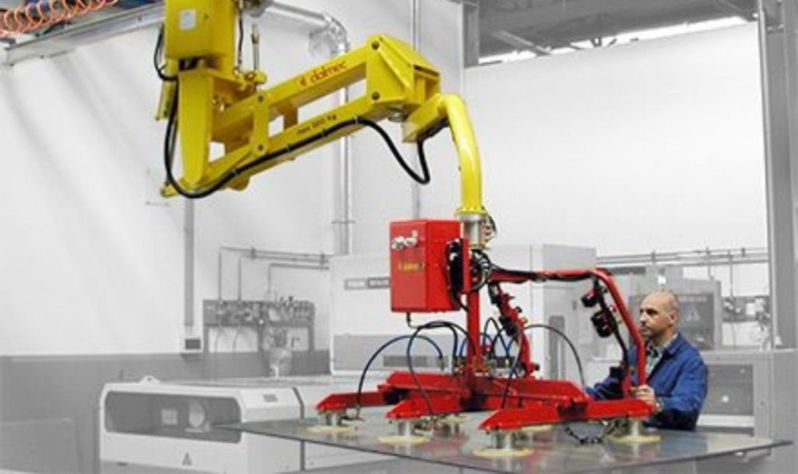 How Industrial Manipulators Easily Sync with Other Machinery