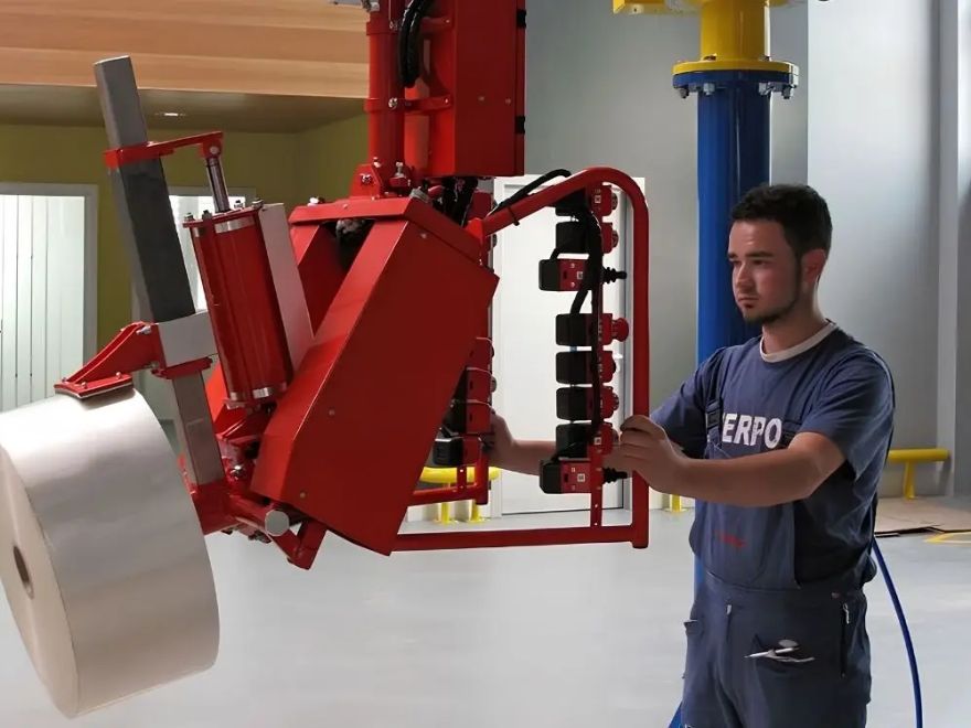 Reels and Packaging Materials ​